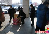 愛心企業、愛心人士為建工街道辦事處捐贈物資