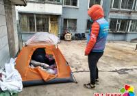 流浪漢無處安身 社區聯系救助站返鄉