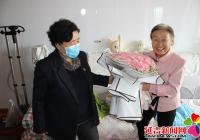丹英社區慰問援鄂醫生母親