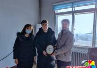 文慶社區為人大代表贈送創城“感謝牌”
