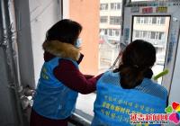 丹英社區開展“聯合鞏固創城成果 志愿者在行動”活動