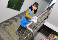 青少年志愿者進白川 社區環境整潔促文明