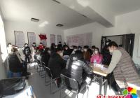 市財政局下沉社區(qū)協(xié)助開展疫情防控工作