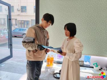 建工街道長林社區(qū)開展“參軍報國盡義務(wù) 熱血青春競風(fēng)流”征兵宣傳活動